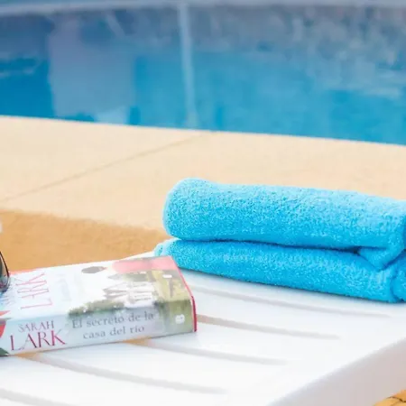 Bassetes Piscina Privada Frente Al Mar Calpe